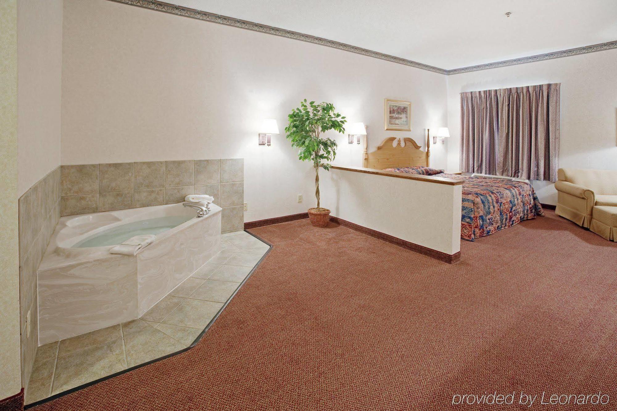 Quality Inn & Suites Kilgore-Longview Quarto foto